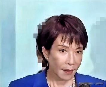后院起火！高市早苗麻烦了12月7日晚，日本新闻网JNN发布民意调查结果显