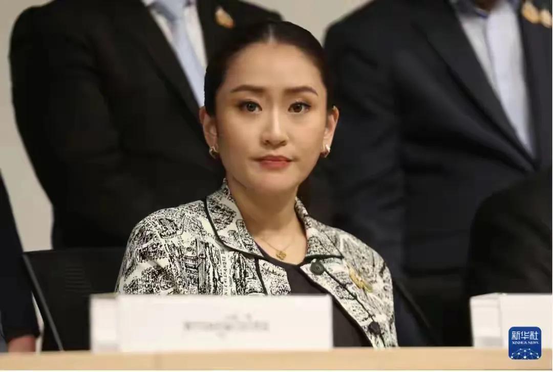 为泰党终于放出了大招！4日，为泰党发表声明，提名猜卡森竞选第32任总理！ 