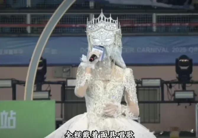 旺仔小乔也太狂了吧！居然在直播时直接怼素人：“你都没有给我刷100万，我鸟你
