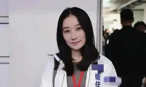 郑丽文率国民党14人代表团访陆，团队里最受关注的莫过于30岁的国际事务部