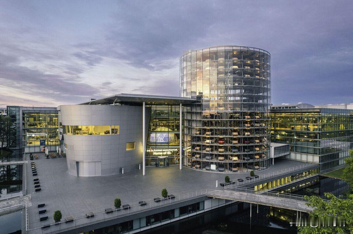 德国大众汽车关闭德累斯顿工厂，德国工业遭受重创！德累斯顿工厂年产能高达375