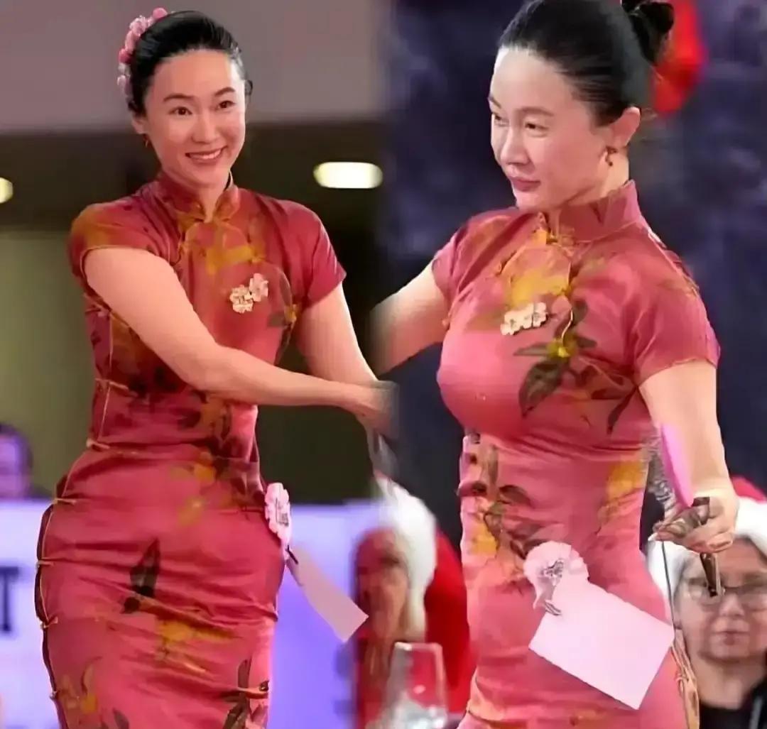 红毯女王一秒塌腰，真凶竟是它造型师爆料：定制礼服后臀那块布，十件九件留着暗