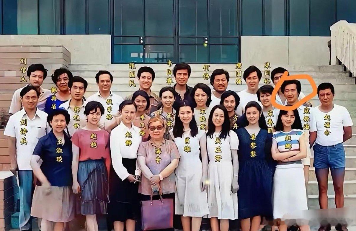 司令就没有年轻过啊。​​​