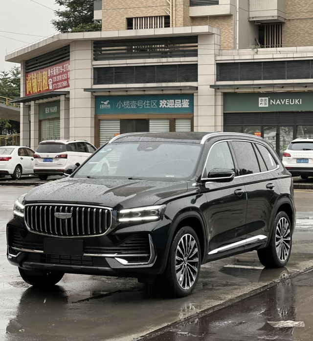 星越L冬季热车技巧我们星越L在冬天是需要热车的，但是没有大家想的那么复杂。在我