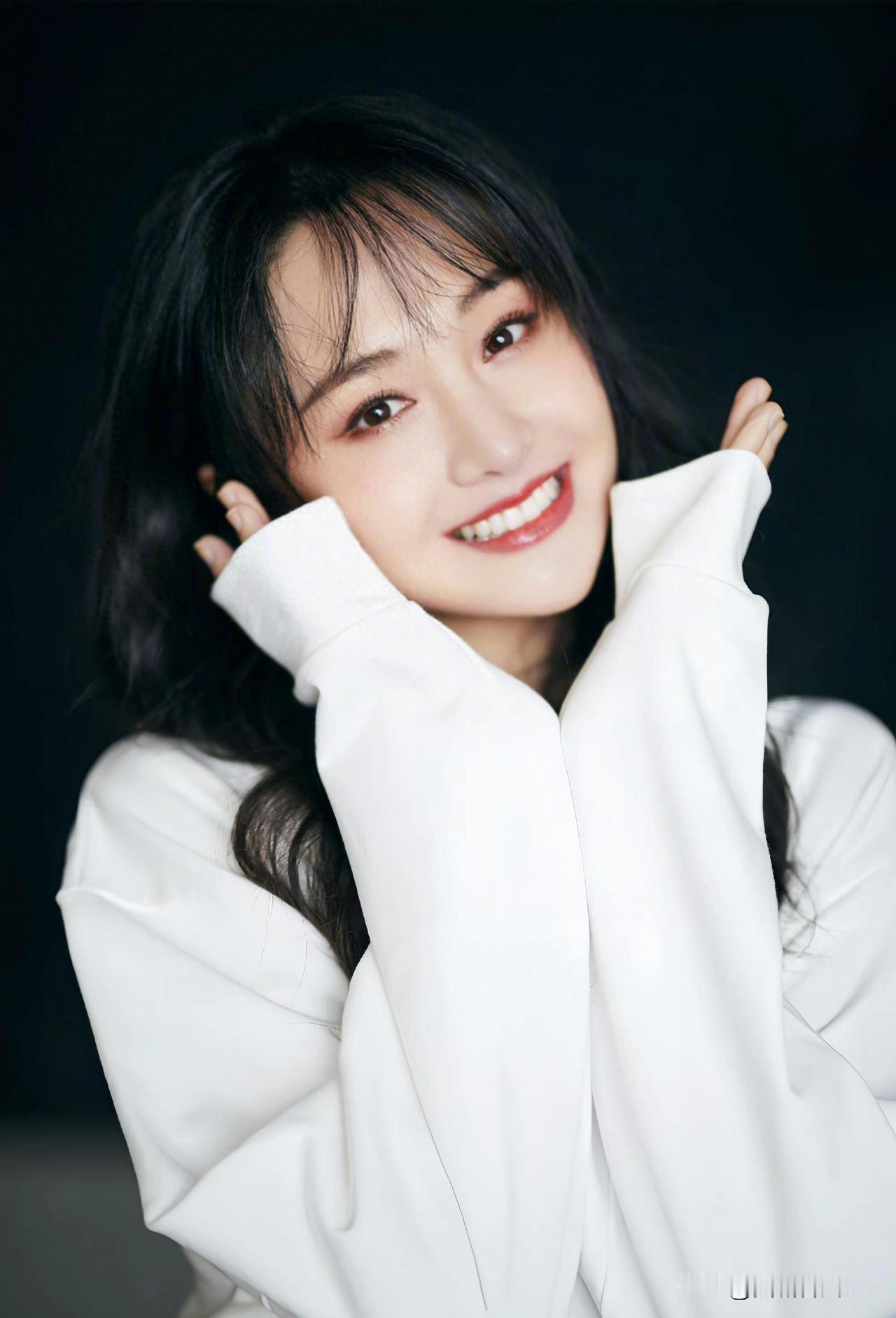 郑爽的故事，真的是让人唏嘘不已想当年，《一起来看流星雨》多火啊，她就是楚雨荨，