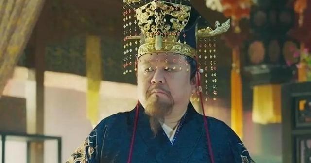 1425年，当了20年太子的朱高炽，继位才10个月就驾崩了，宫中猜测他得的是“阴