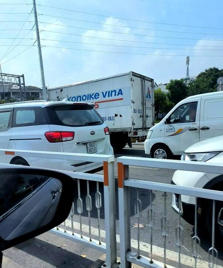 来越南半个月了，满大街都是日系和韩系车，中国品牌就看见几台比亚迪，其他品牌一台没