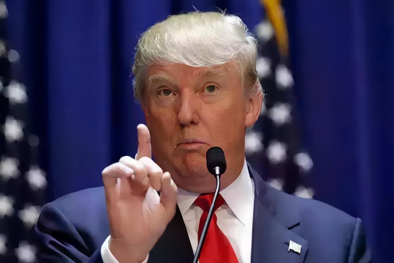 美国历任总统中，基本上没有出现昏君，暴君，以及有各种怪癖的人，比如好色，炼丹，比