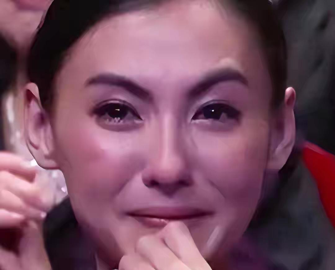 张柏芝私密猛料被曝后，谢霆锋王菲不装了，小儿子承受了“恶意”娱乐圈最让人意