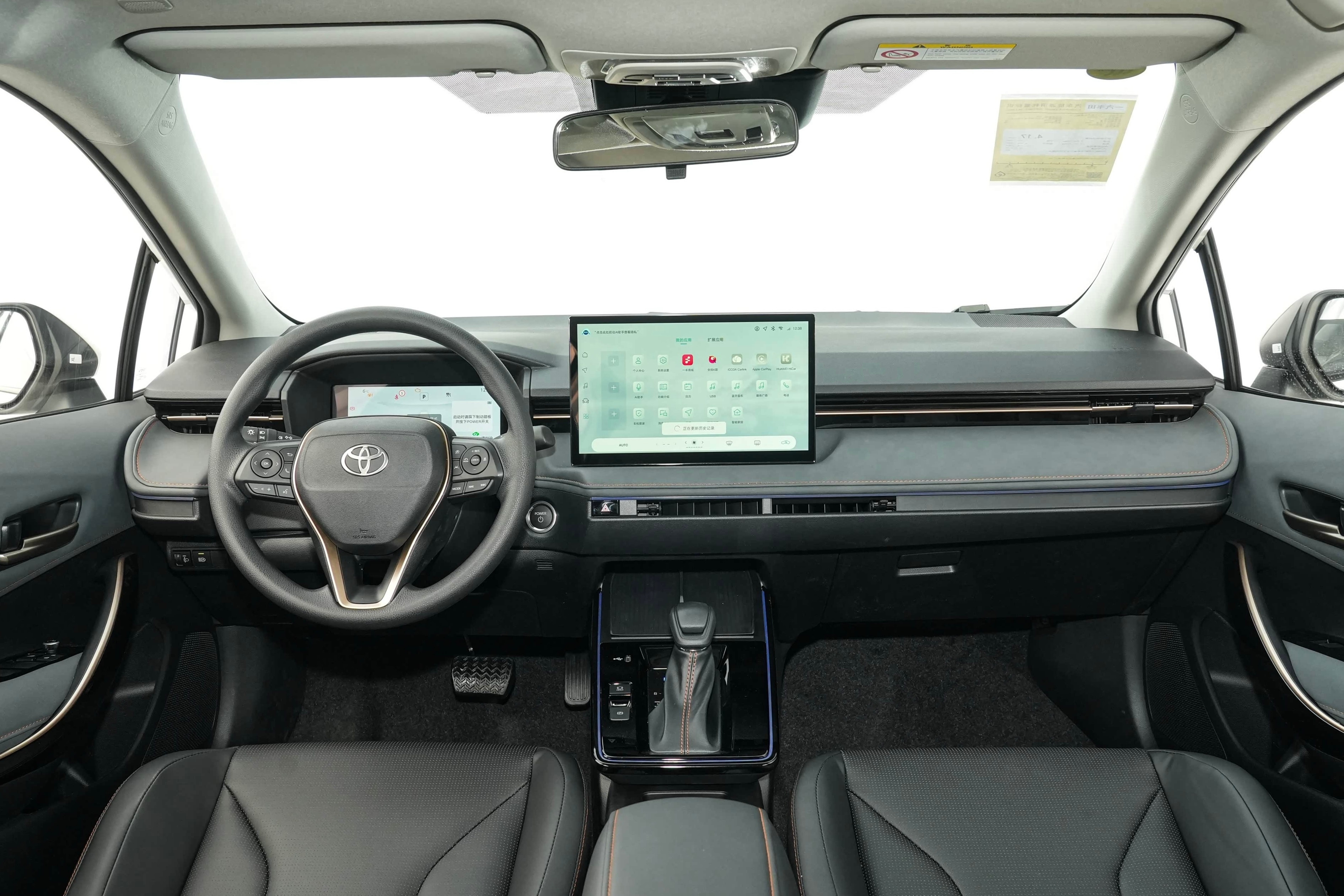 中改卡罗拉上市了，权益后9.9万起。现在全系都是HEV混动的了，没有纯油了，所以