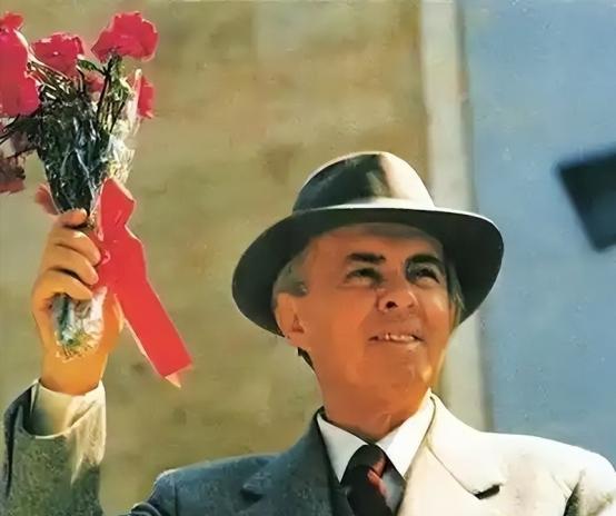“扬言铲平中国？”1969年，欧洲知名穷国家阿尔巴尼亚，强硬地向中国索要支援，甚