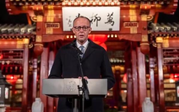 中方订购120架飞机后，默茨忍不住当场感叹：访华一趟太值了！2026年2月2