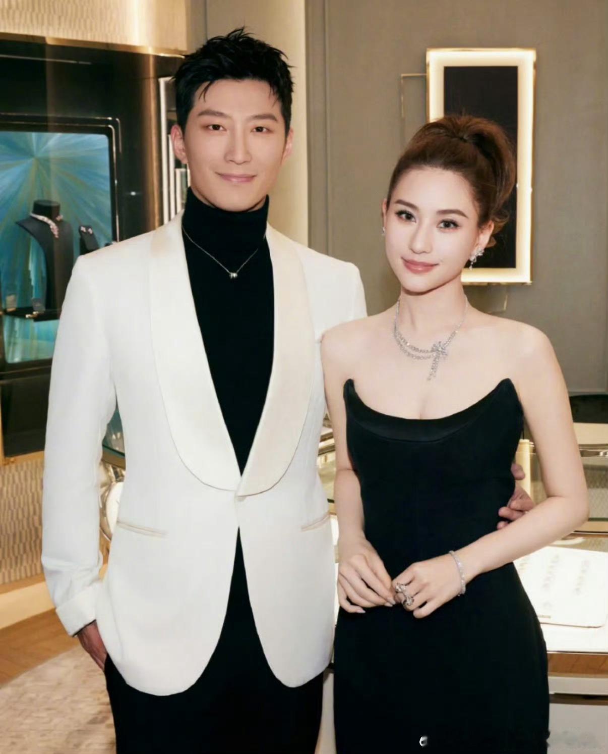 澳大利亚偶遇何超莲窦骁人家如果一直挺好的，有些人就别乱说蹭热度了……​​​