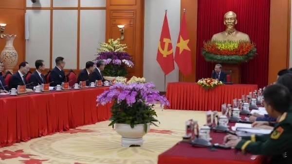 越南不会在中美间中立了。3+3部长级会议后，中国和越南谈妥了。3月15日到1