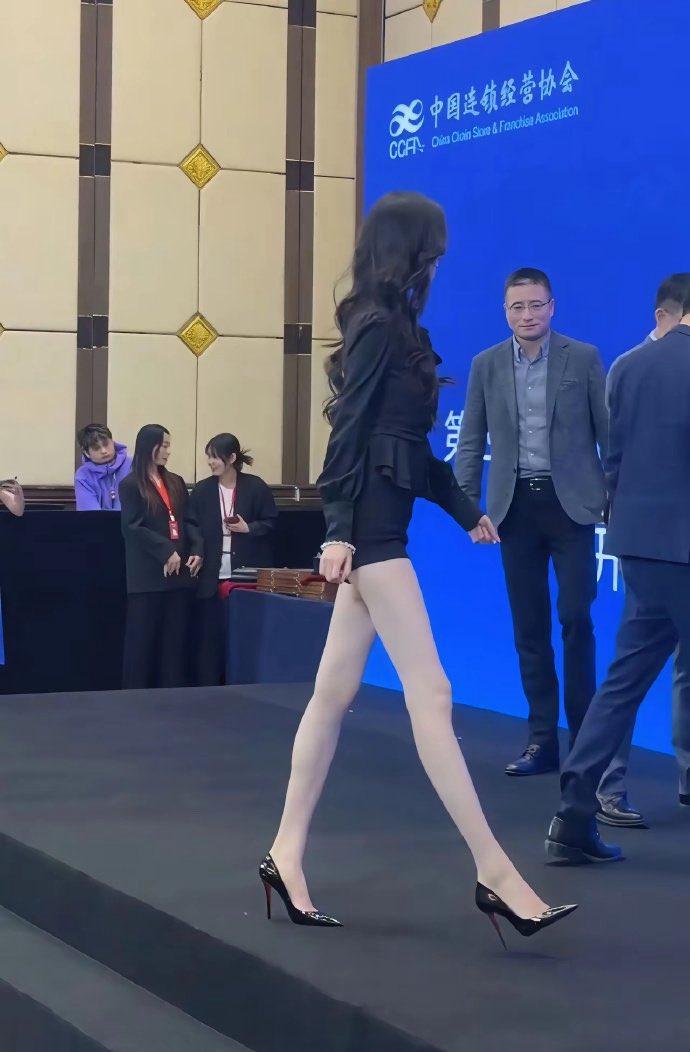 网红琳园长是做什么的啊，幼儿园园长吗？