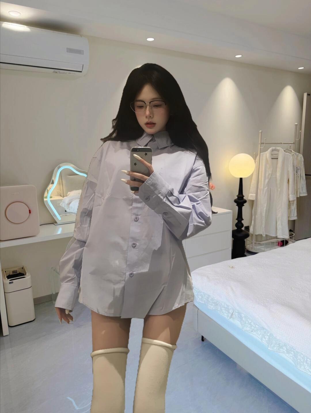 你太沉迷过去了，或许你该往前走了。