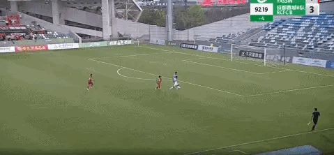 中乙预赛成都蓉城B队4-1击败泉州亚新成都蓉城16岁小将帅惟浩破门以16岁
