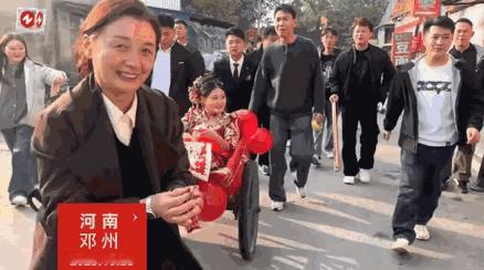 “这个新娘子火了!”10月28日,河南邓州,一新郎将新娘接到家里后,发现时间还很