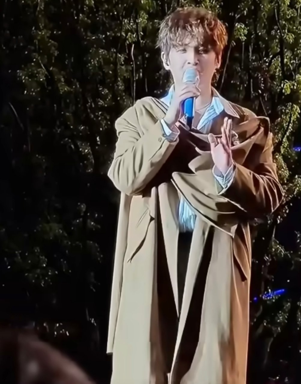 张远称呼成毅好亲昵音乐节上张远提到成毅的称呼绝了！说“在小成毅新剧里唱了首OST