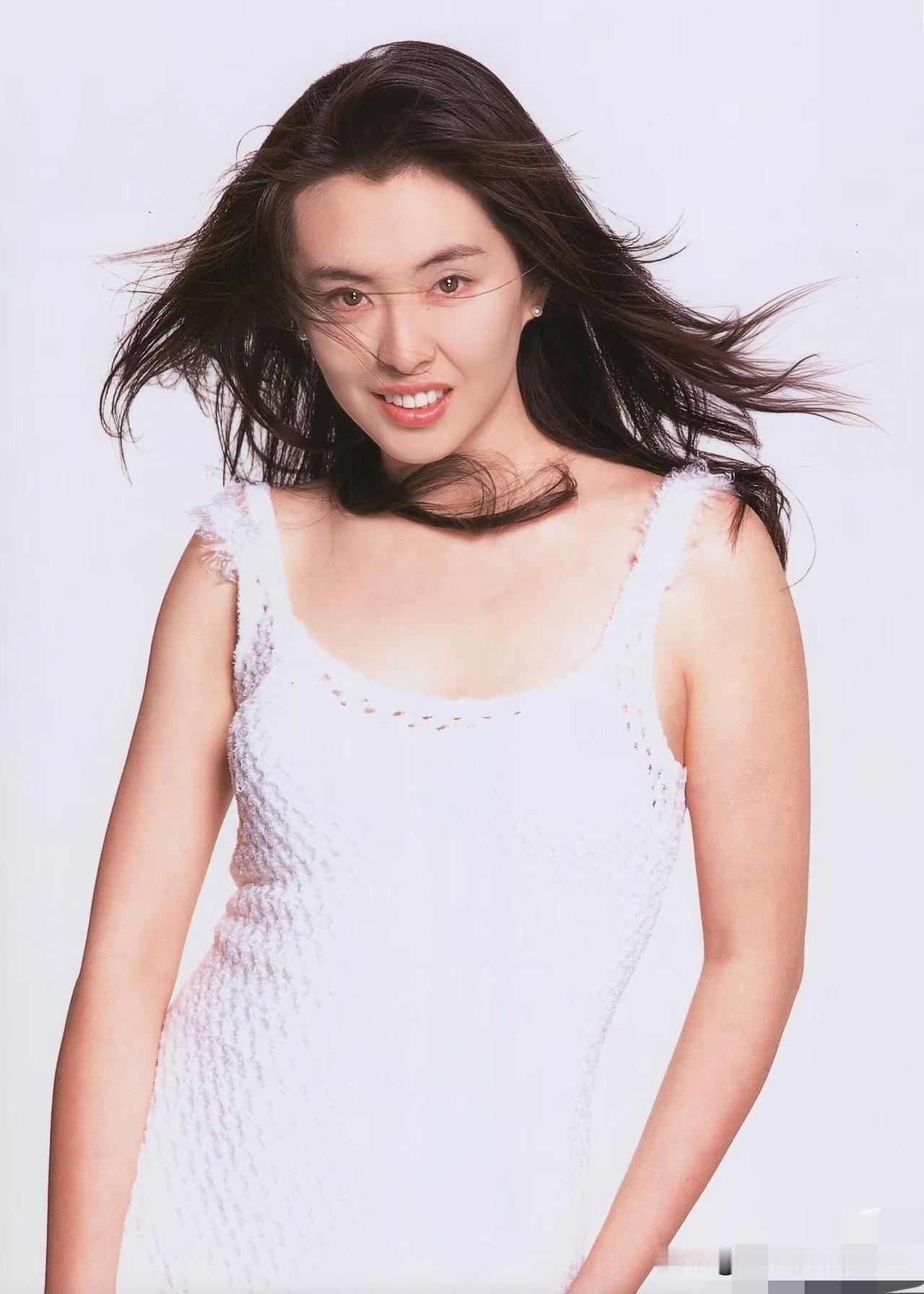 王祖贤独特松弛感