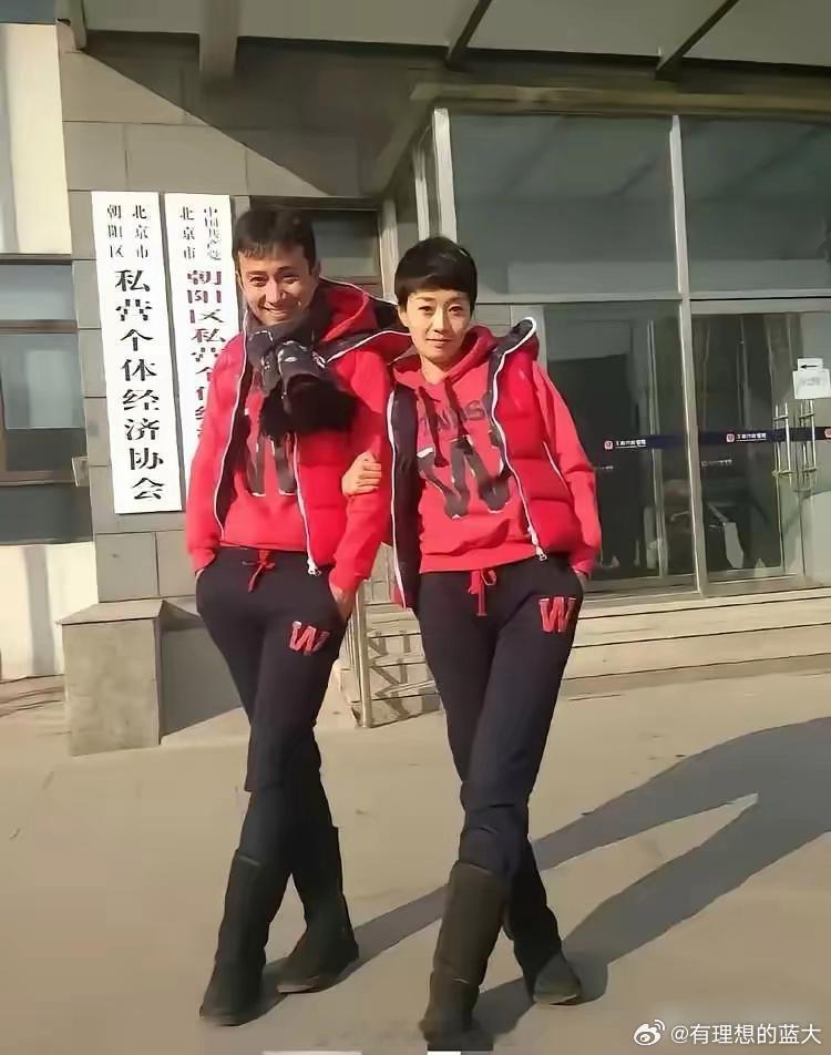 如果当初他没有出轨，凭马伊琍的资源和人脉，文章现在在娱乐圈的地位可以说是无敌的
