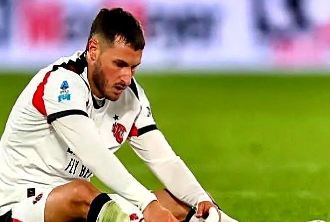 球员一受伤，转会反倒加速了。英超的桑德兰现在排第七，眼瞅着前四就差2分，就差