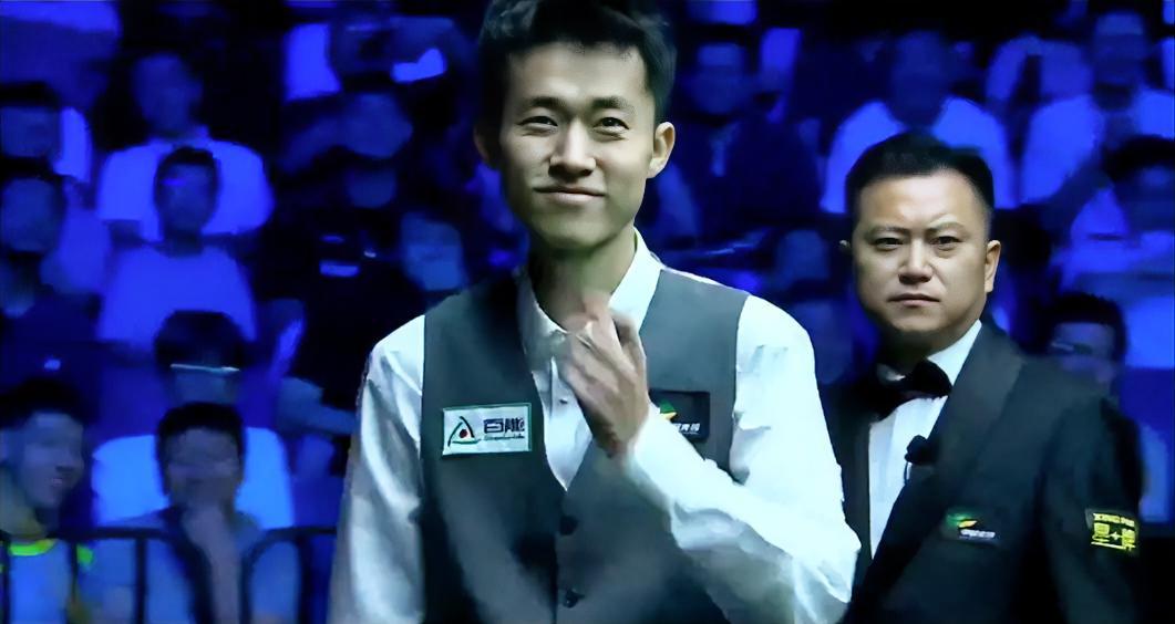 经过匪夷所思的一波眼花缭乱的神操作后，常冰玉以大比分10：7拿下武汉公开赛冠军后