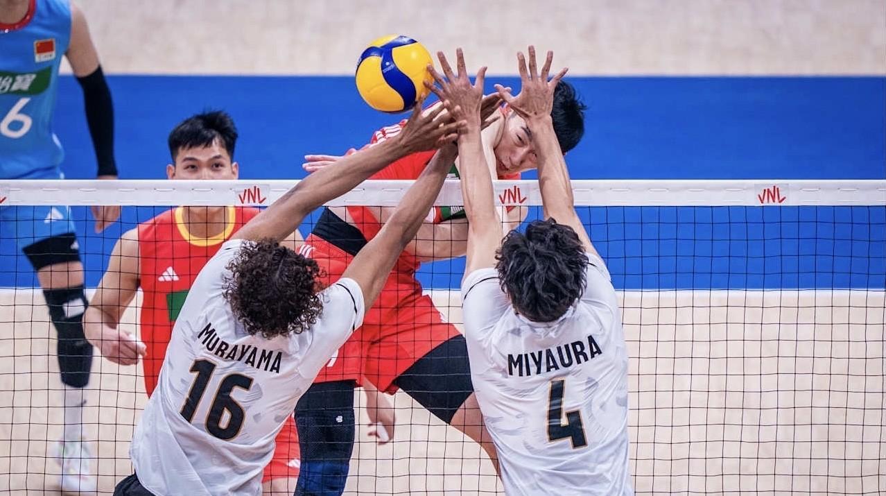 【日本队技术统计】中国男排0比3日本男排宫浦健人13分，23扣13中4失误被拦