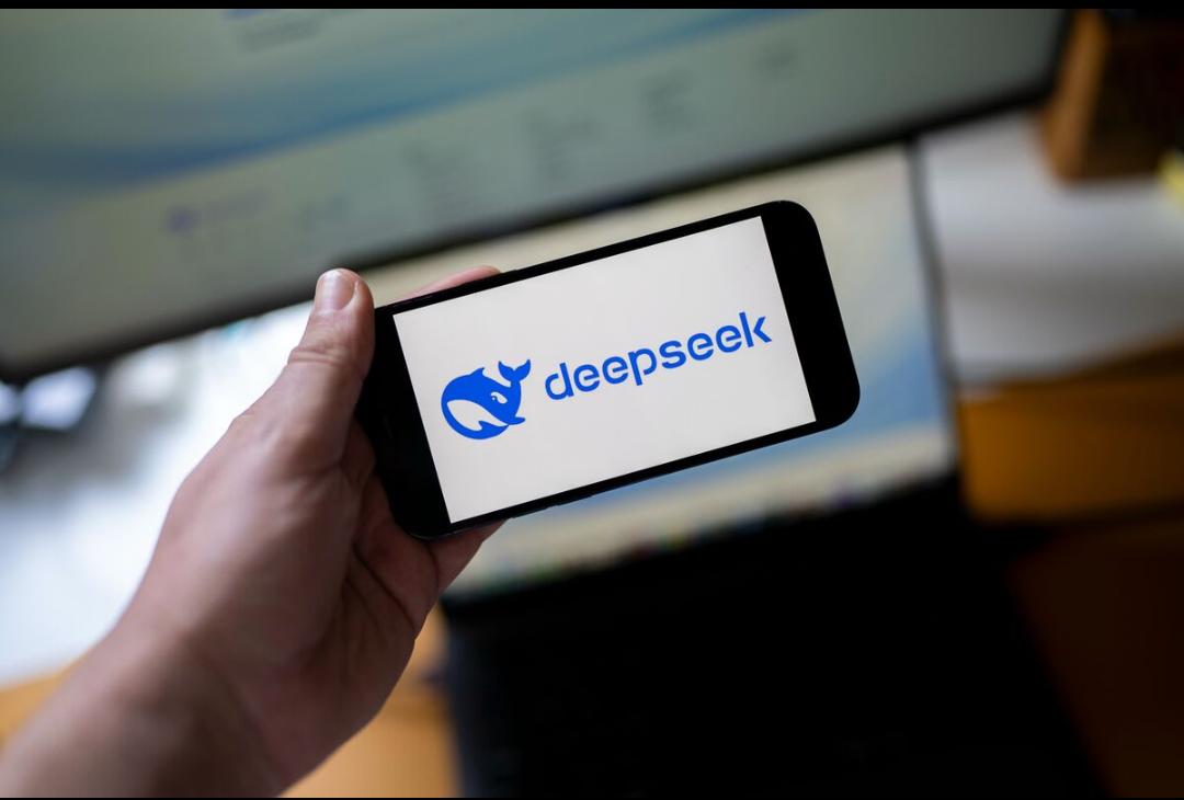 DeepSeek组建团队，剑指Anthropic的ClaudeCode据彭