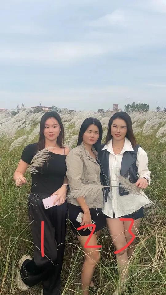 我们村的3大村花，选一个做老婆，你会选哪个？