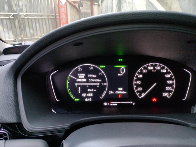 思域油耗多少啊提车到今天11天，加了310块油，8.1一升，这个油耗下不来啊，