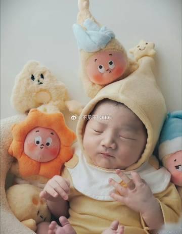 薇娅生二胎了薇娅二胎是男孩41岁迎来二胎儿子，薇娅完成人生新阶段，大女儿喜提弟