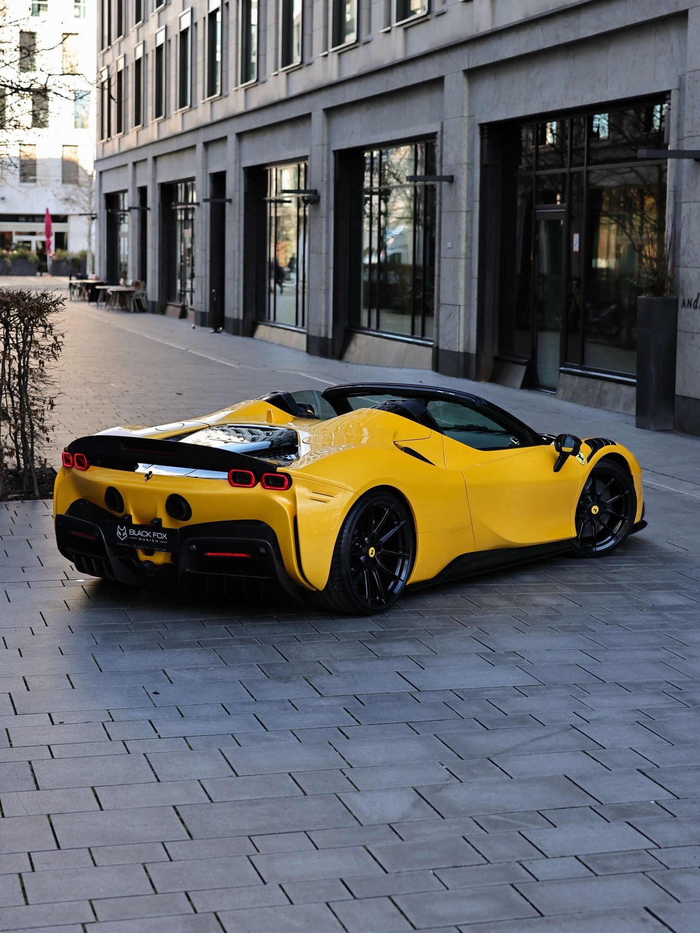 Car时尚🐅巨兽降临😈NOVITEC打造的法拉利SF90Spider！