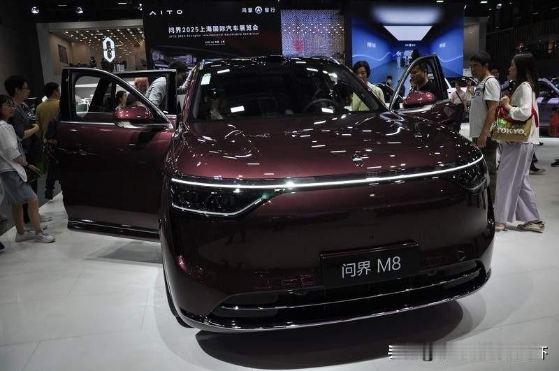 2月6日，问界汽车揭晓了M6的神秘面纱，部分参数惊艳亮相。这辆巨无霸车...