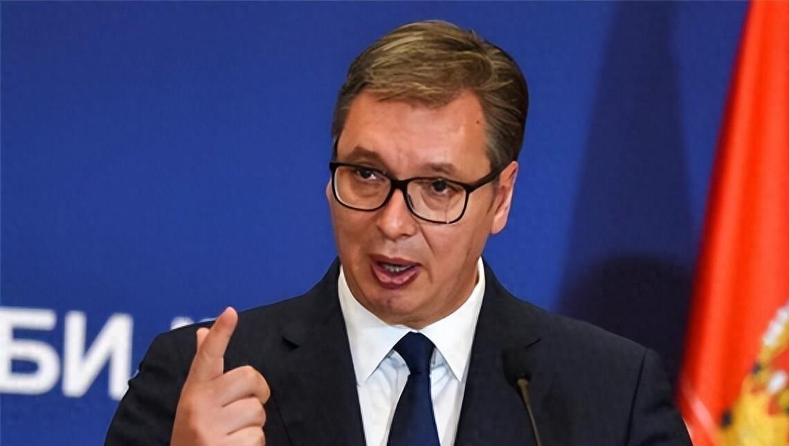 炸药来源指向明确？武契奇握关键线索不公开。当地时间4月5日，塞尔维亚总统