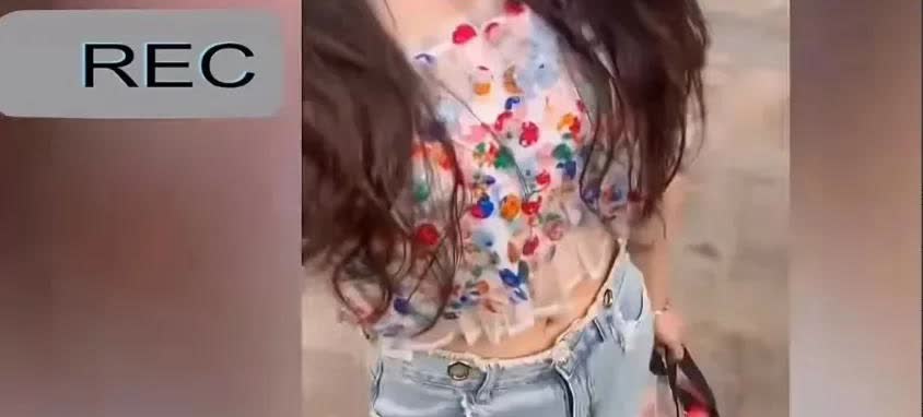 [玫瑰]女子曾借给弟弟10万买车，丈夫知道后一夜没回房，天亮以后烧掉结婚照怒提离