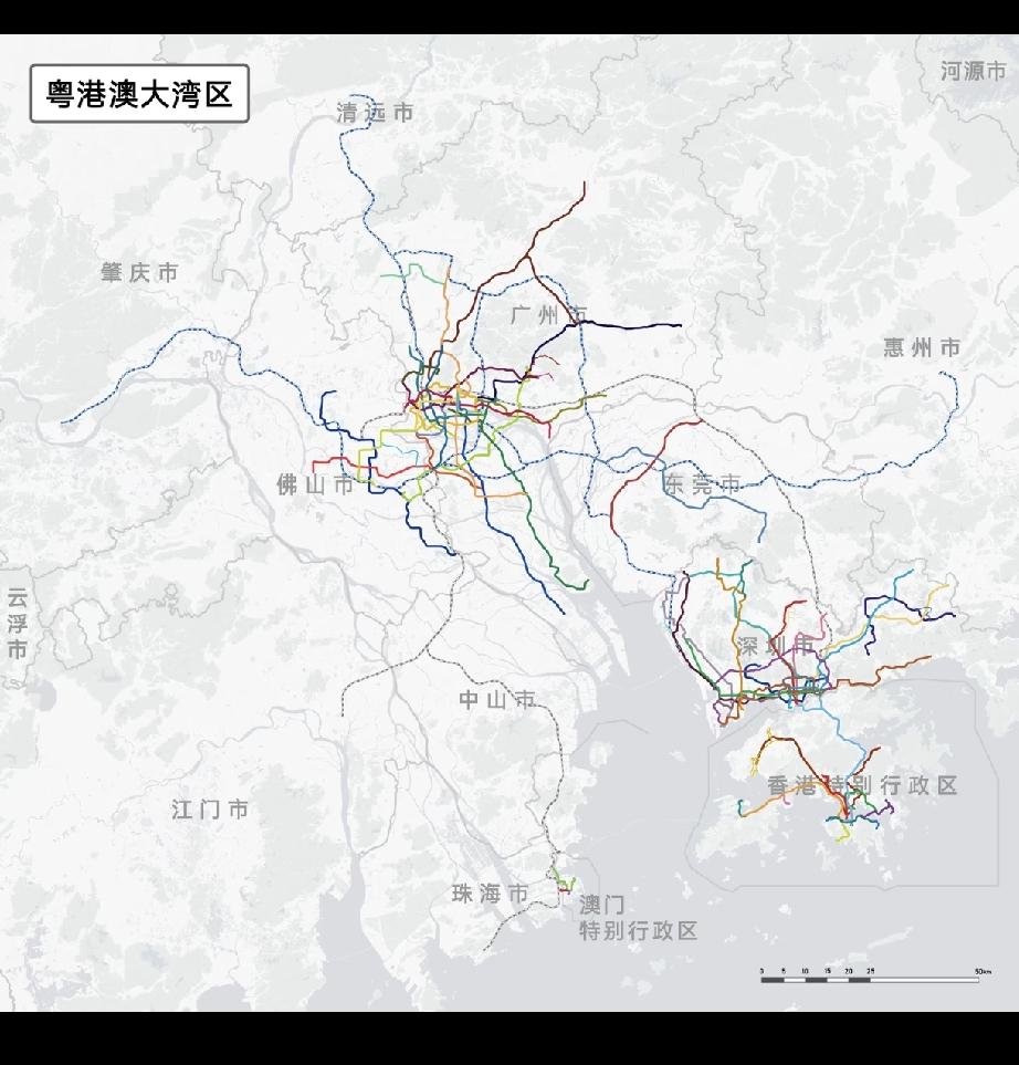 大湾区人口太密集了，一万平方公里住了7000万人，而且几座核心城市的距离远小于长
