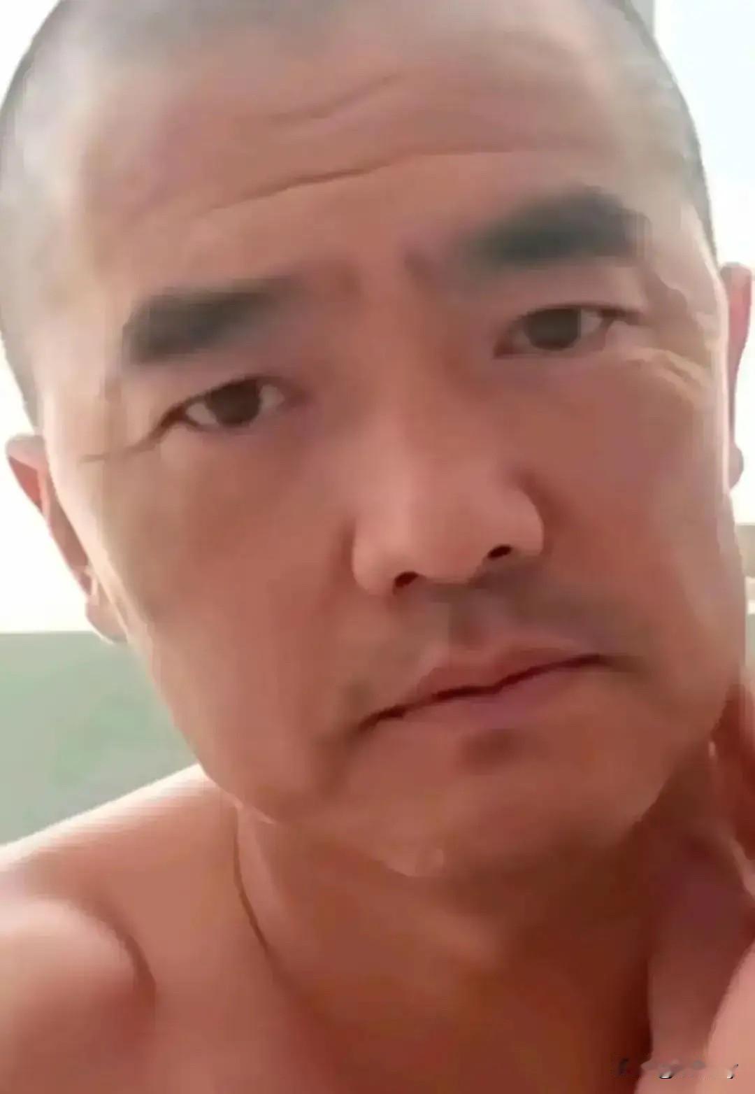 辽宁绥中村民高大友已被警方抓获！原因是在酒桌上喝了点猫尿控制不住情绪就和同桌