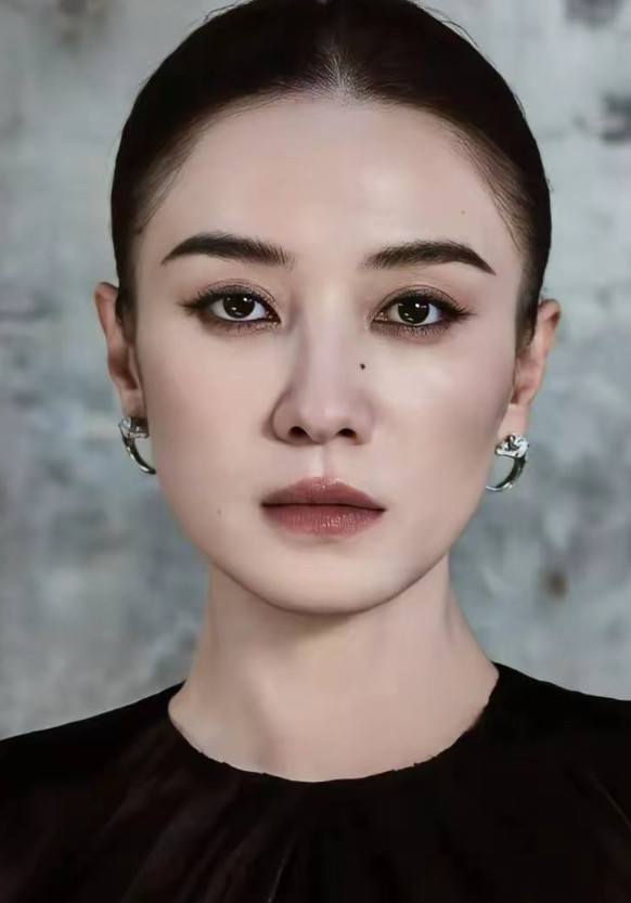宋佳获奖我觉得很正常宋佳结婚我我也觉得很正常但是令我没想到的是，宋佳都已经4