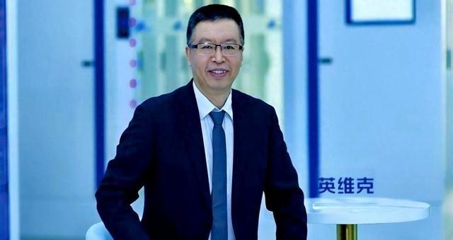 美国巨头维谛，估计香槟都冰好了，就等着拿下英伟达中国区的液冷大单。结果，名单公