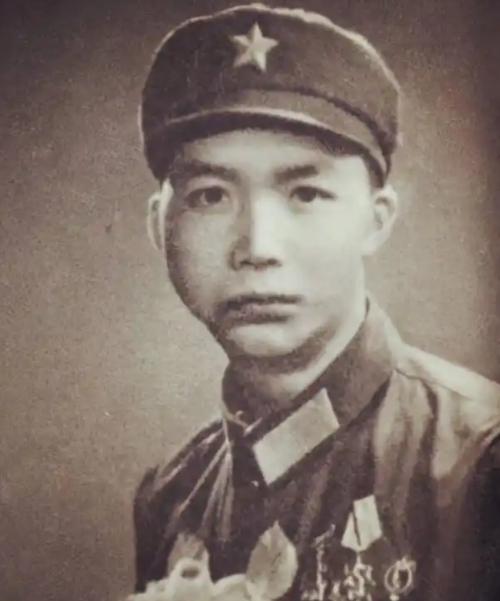 1951年，志愿军在清点战俘时，惊奇地发现，有63个俘虏无人认领。正疑惑时，两个