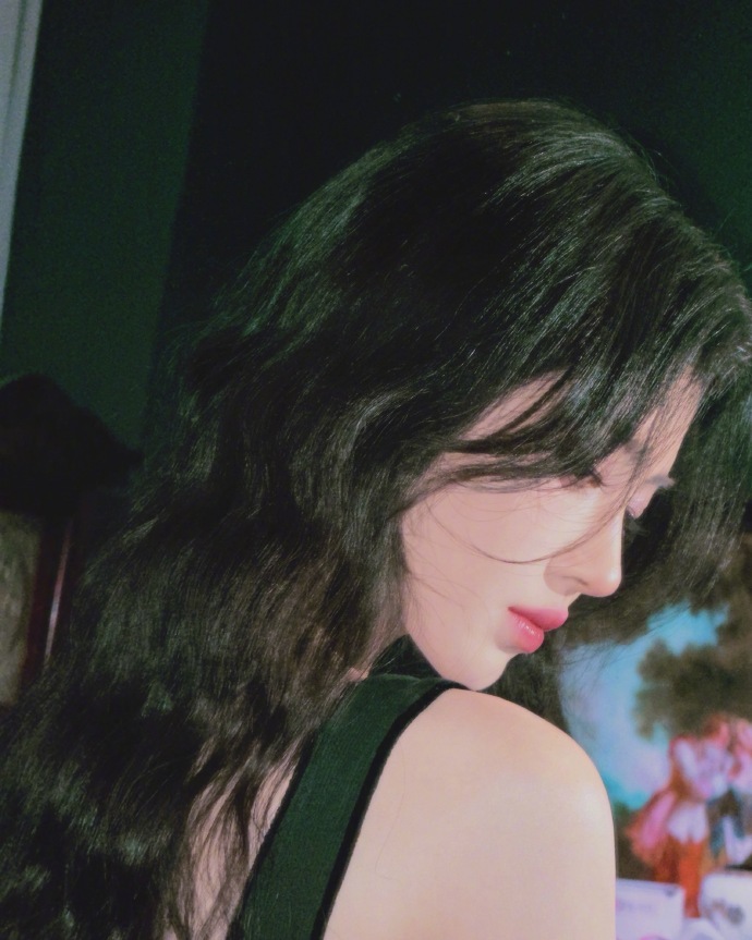 鞠婧祎一次营业放半个月的饭