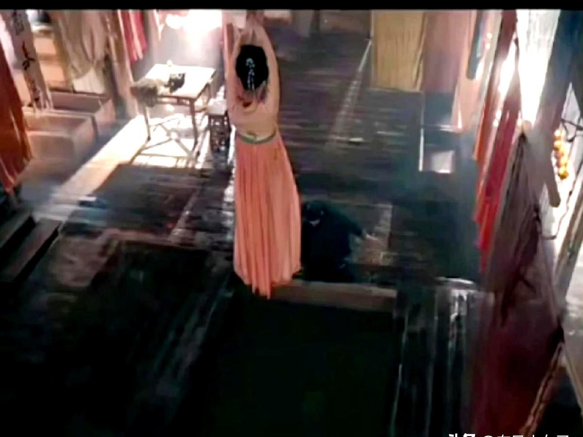 卢凌风杀盔勒细作，真就因为喜君被抓气疯了？我看未必——他八成是为了保长公主！