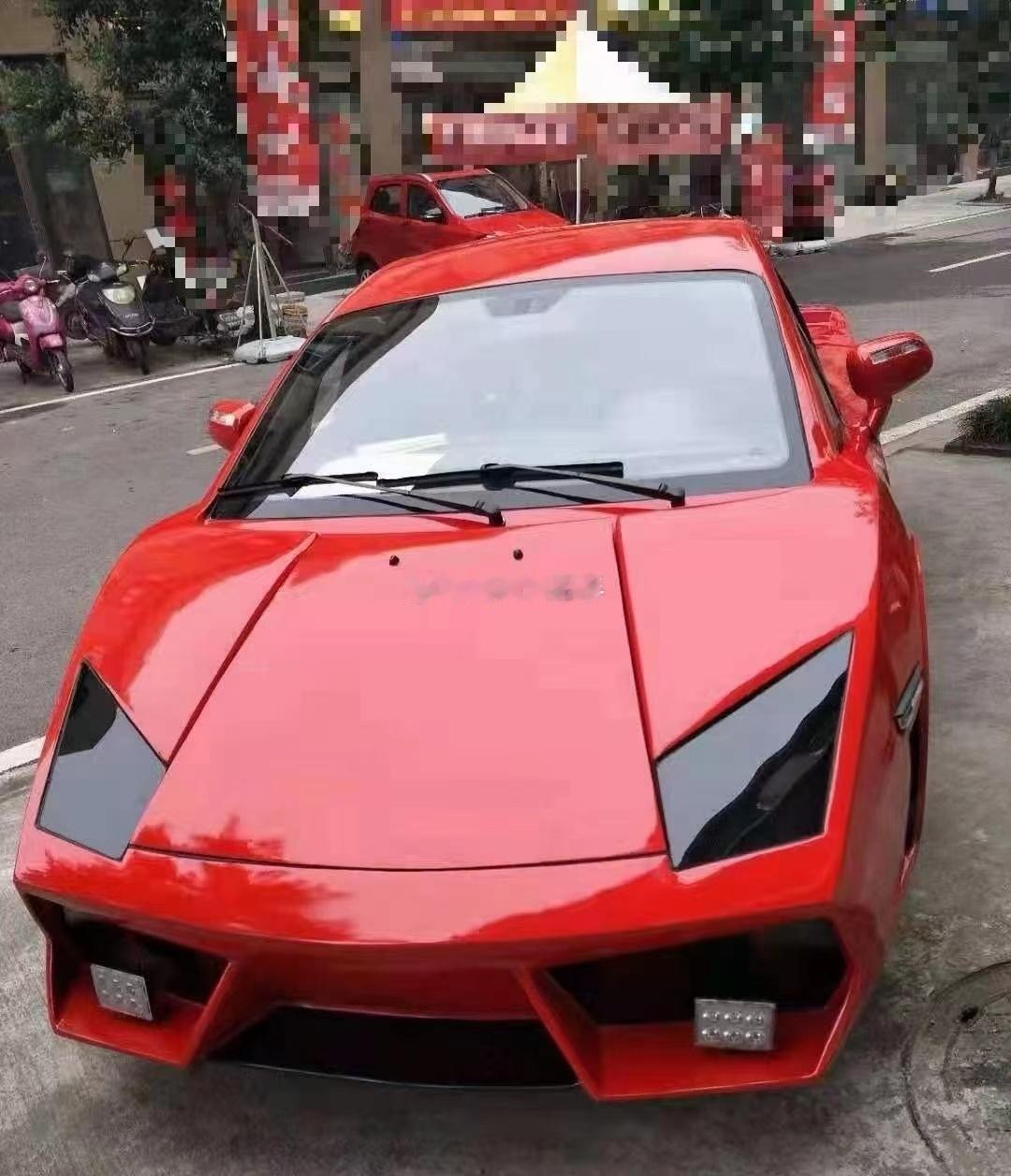 这辆兰博基尼卖多少钱啊？？