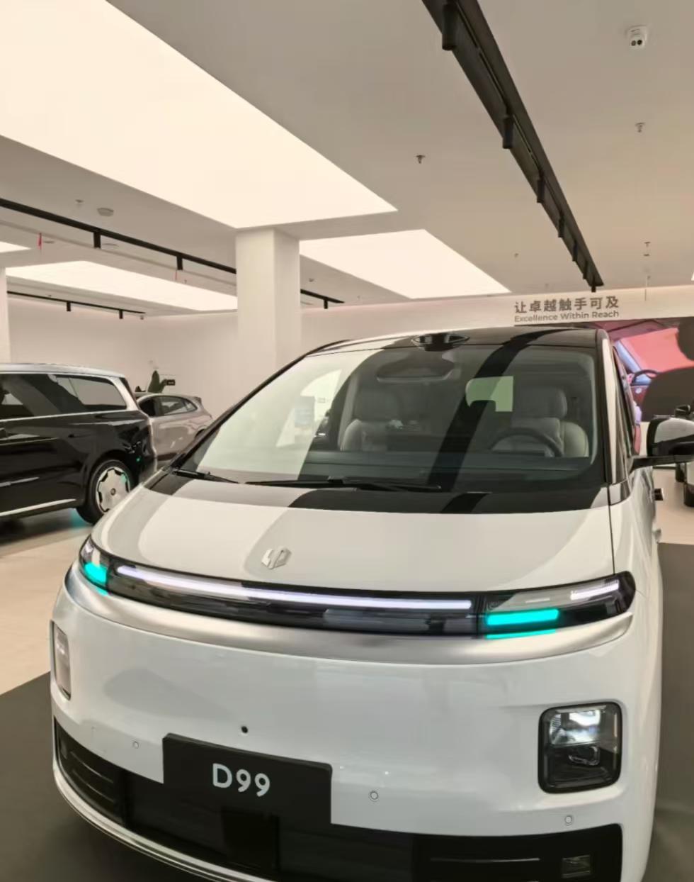 30万预算买MPV，这两台怎么抉择最近不少准备换家用MPV的朋友都在纠结零