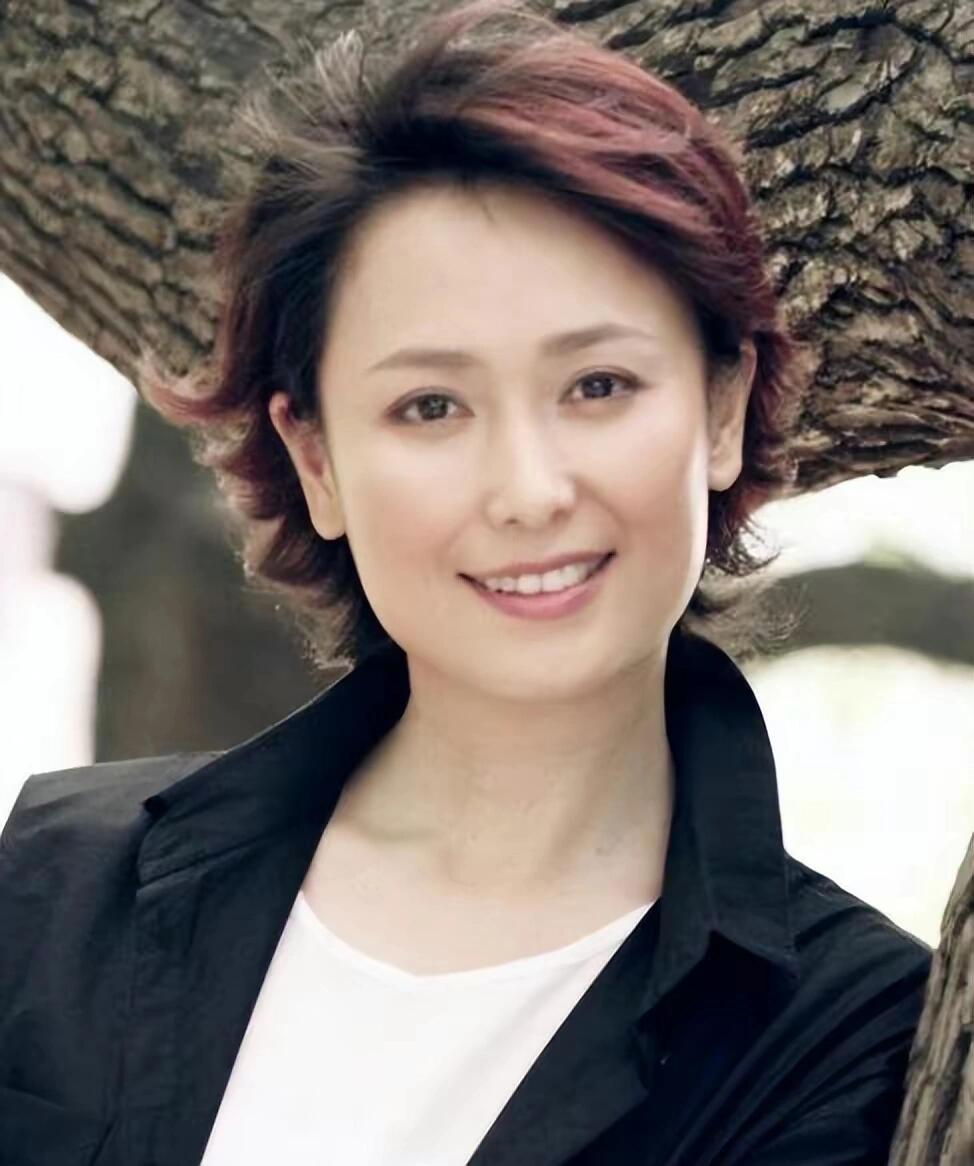 <em>左翎</em>:温柔与刚强的完美结合