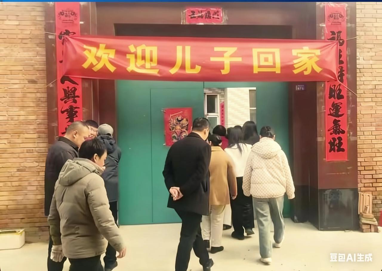 男子失散53年终团圆，见到93岁母亲当场破防！2026年3月16日，山西长子