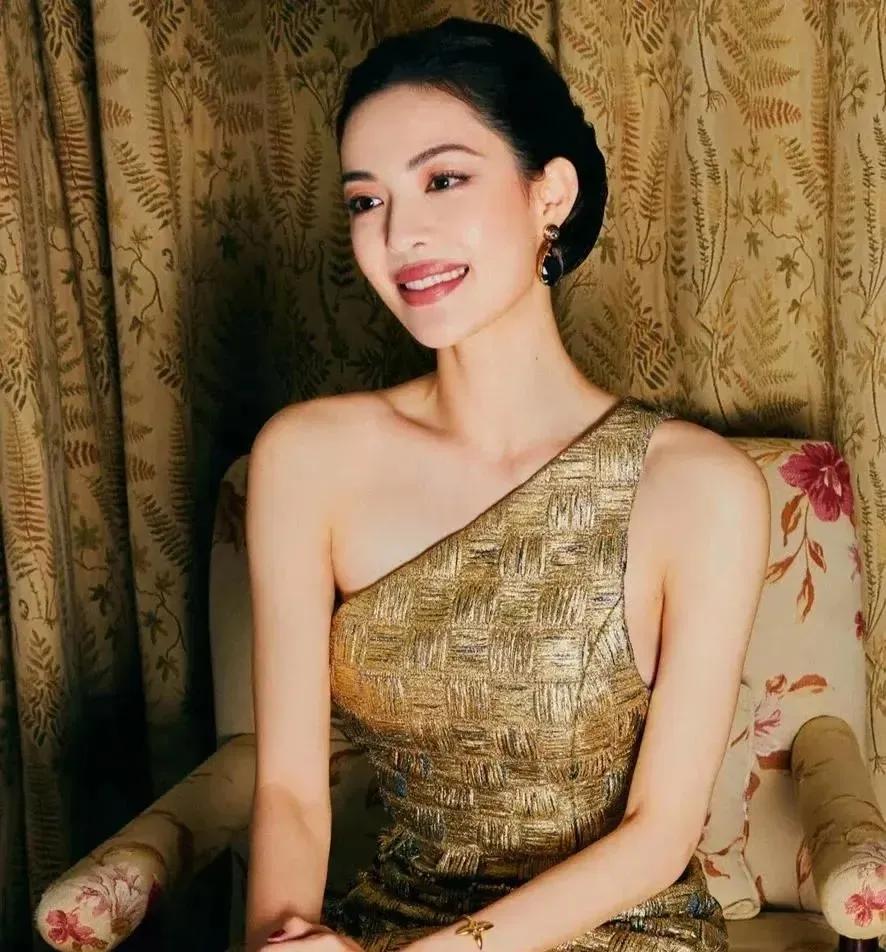 第189微金晨：出身北舞，这形象气质肯定是绝佳的小雅上片，必是精品，这期聊聊