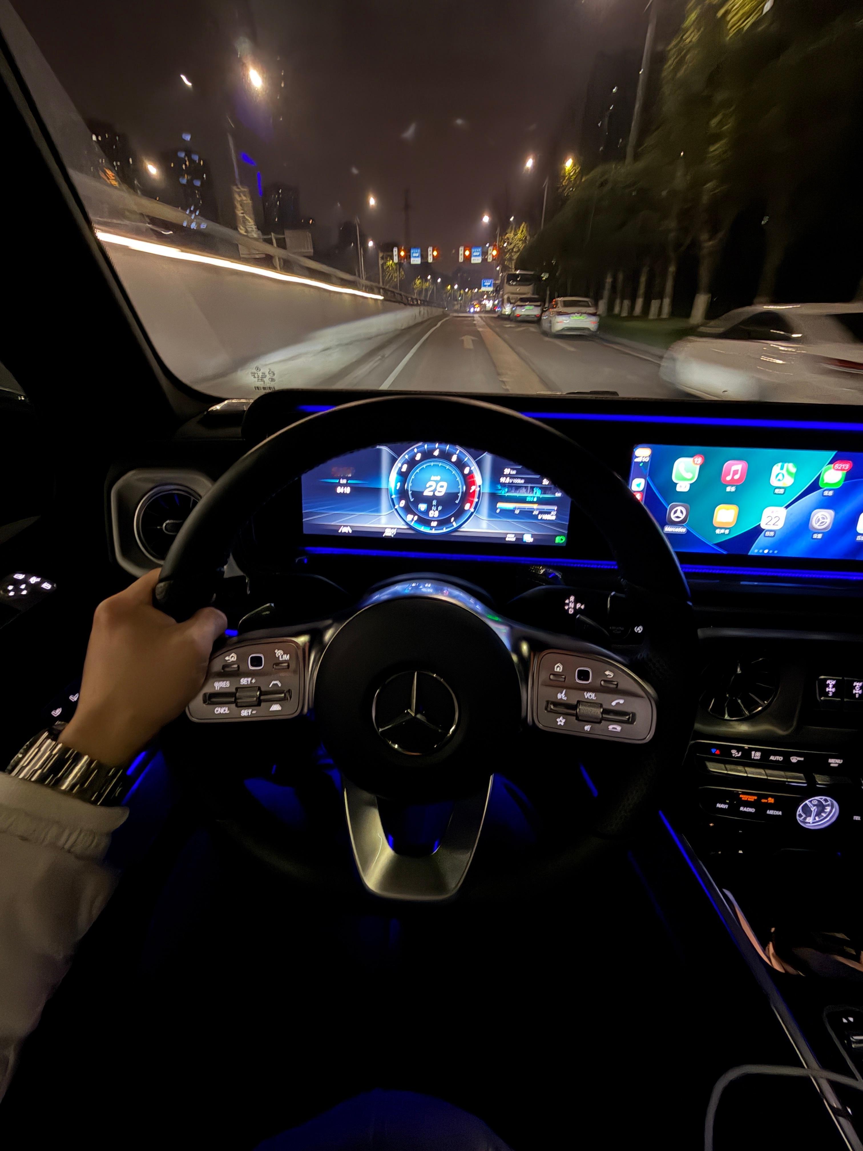 大G日常城区油耗20个左右、目前油价7.23元、差不多每公里1.446元、觉得高