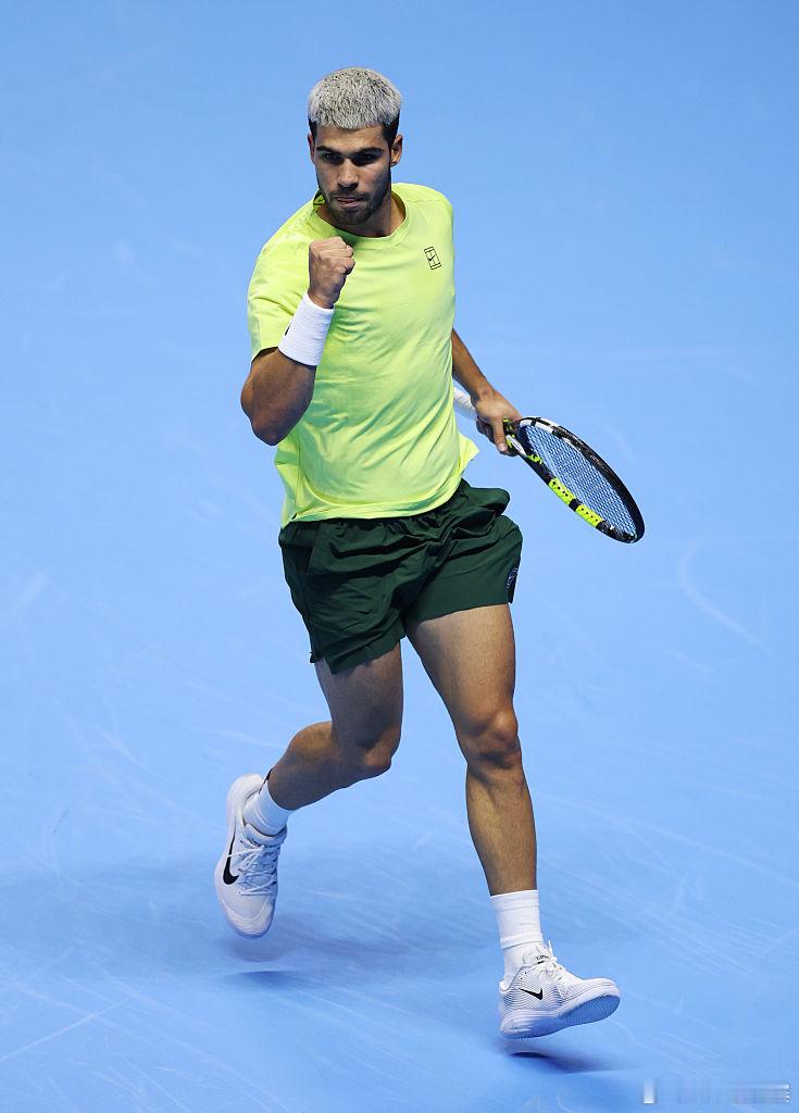 蒙特卡洛🏆巴塞罗那🥈罗马🏆法网🏆伦敦🏆温网🥈辛辛那提?